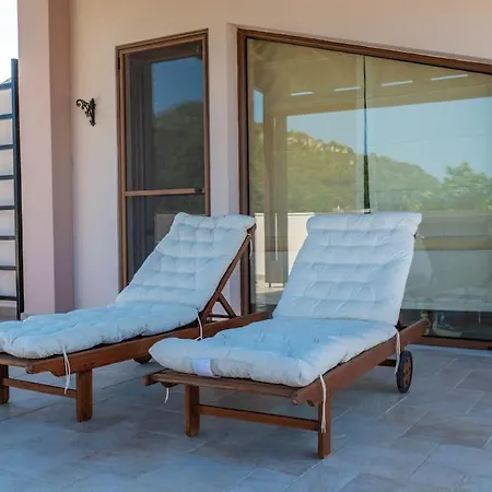 The Coral Tree Luxury Ялиссос