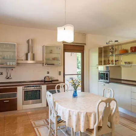 The Coral Tree Luxury Villa
