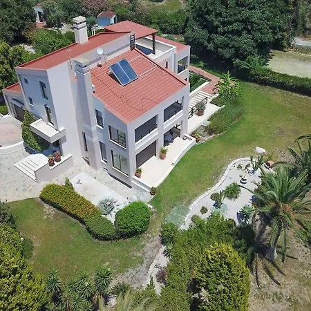 The Coral Tree Luxury Villa